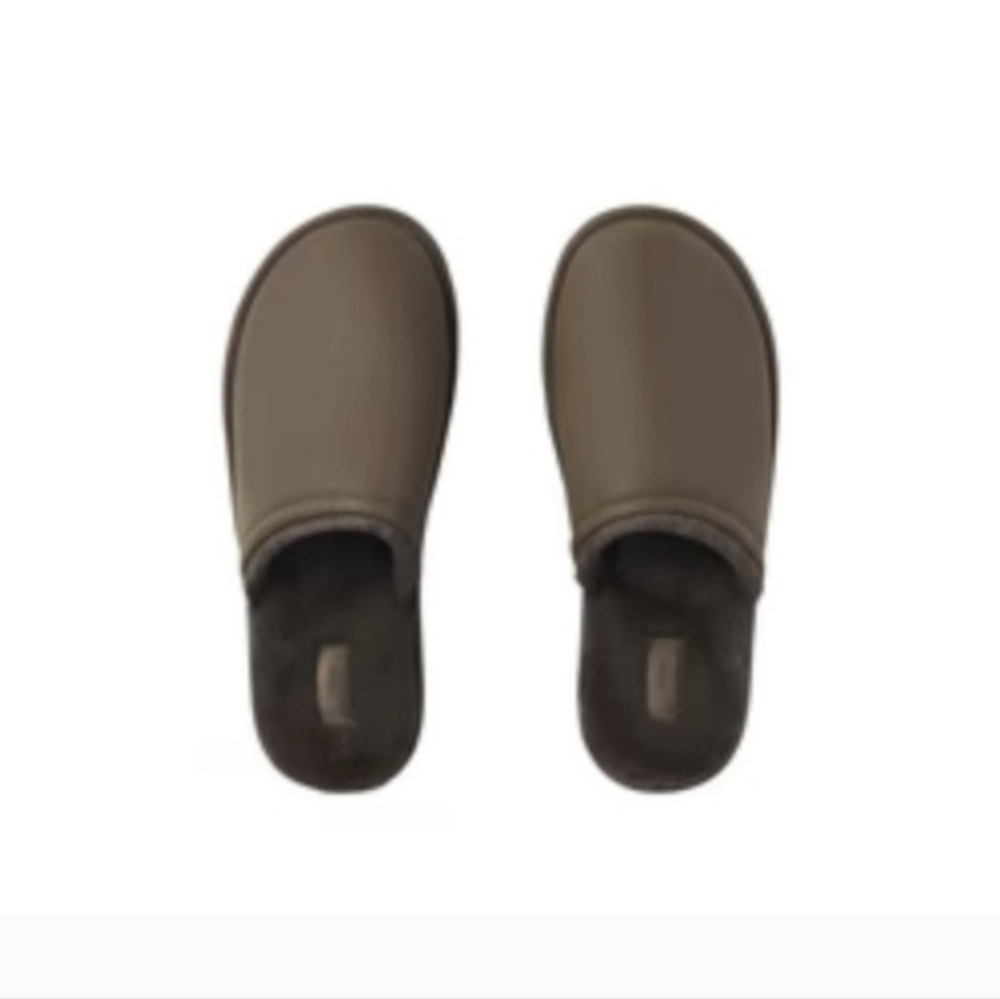 Skims Slippers